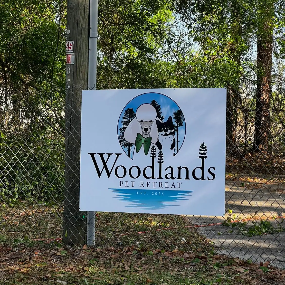 Woodlands Pet Retreat entrance sign